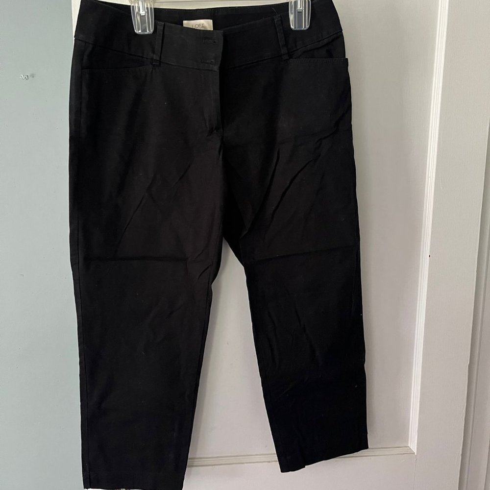 Cropped black LOFT trousers